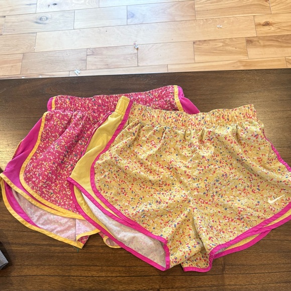 Nike Pants - Nike Dri-FIT Running Shorts Bundle Women’s Athletic Activewear Size Medium EUC